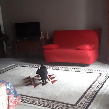 La Girafe Bleue Bed & Breakfast Lunas  Luaran gambar