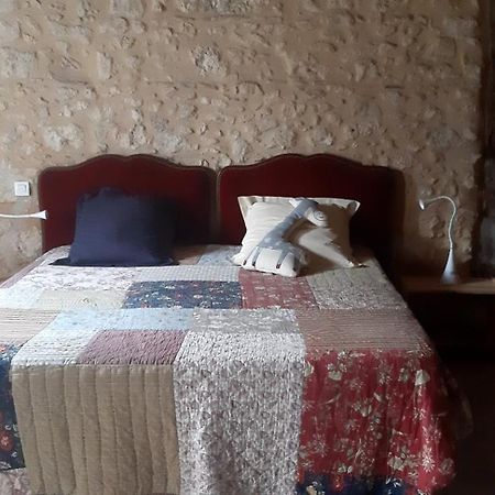 La Girafe Bleue Bed & Breakfast Lunas  Luaran gambar