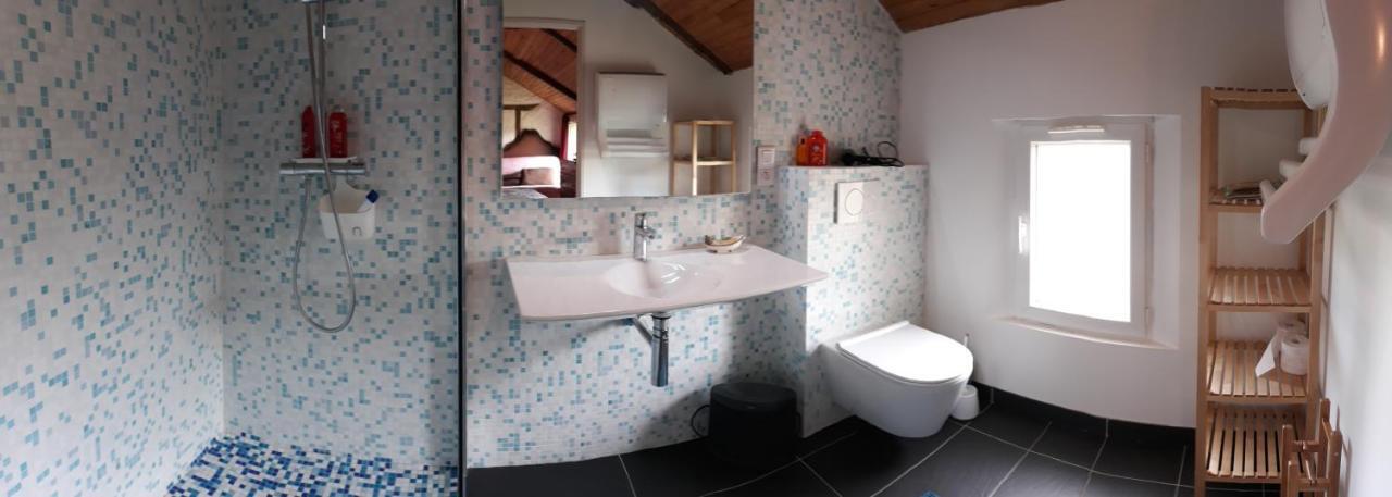 La Girafe Bleue Bed & Breakfast Lunas  Luaran gambar