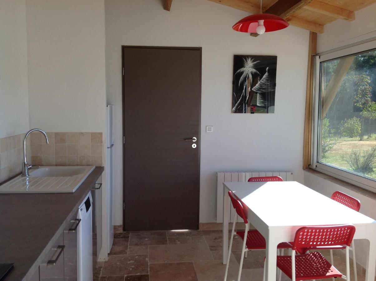 La Girafe Bleue Bed & Breakfast Lunas  Luaran gambar